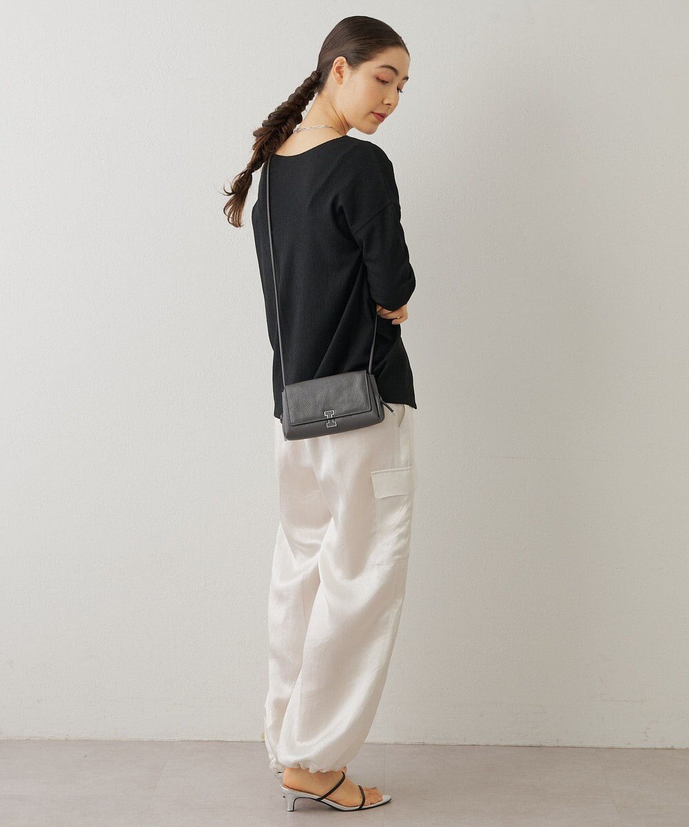 IACUCCI アバ ウォレットショルダー CERVO 