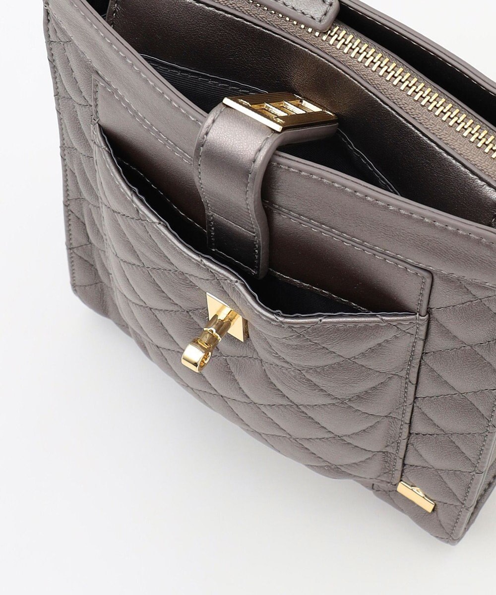 LA BAGAGERIE シープキルトWストラップスクエアショルダー 