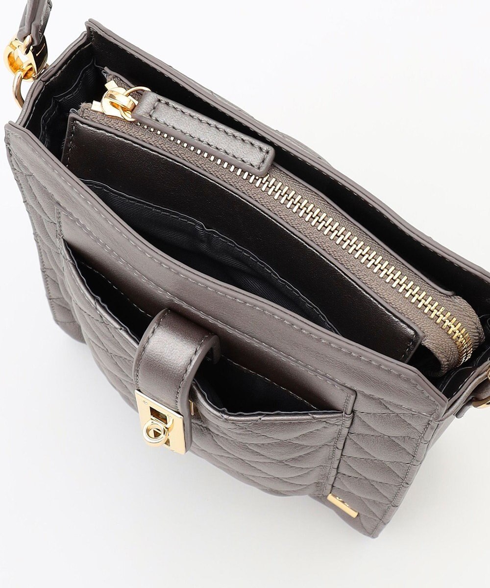 LA BAGAGERIE シープキルトWストラップスクエアショルダー 