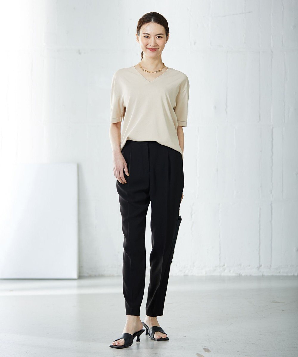 ICB 【人気のため新色追加・洗える】Naiaバックサテン テーパードパンツ 