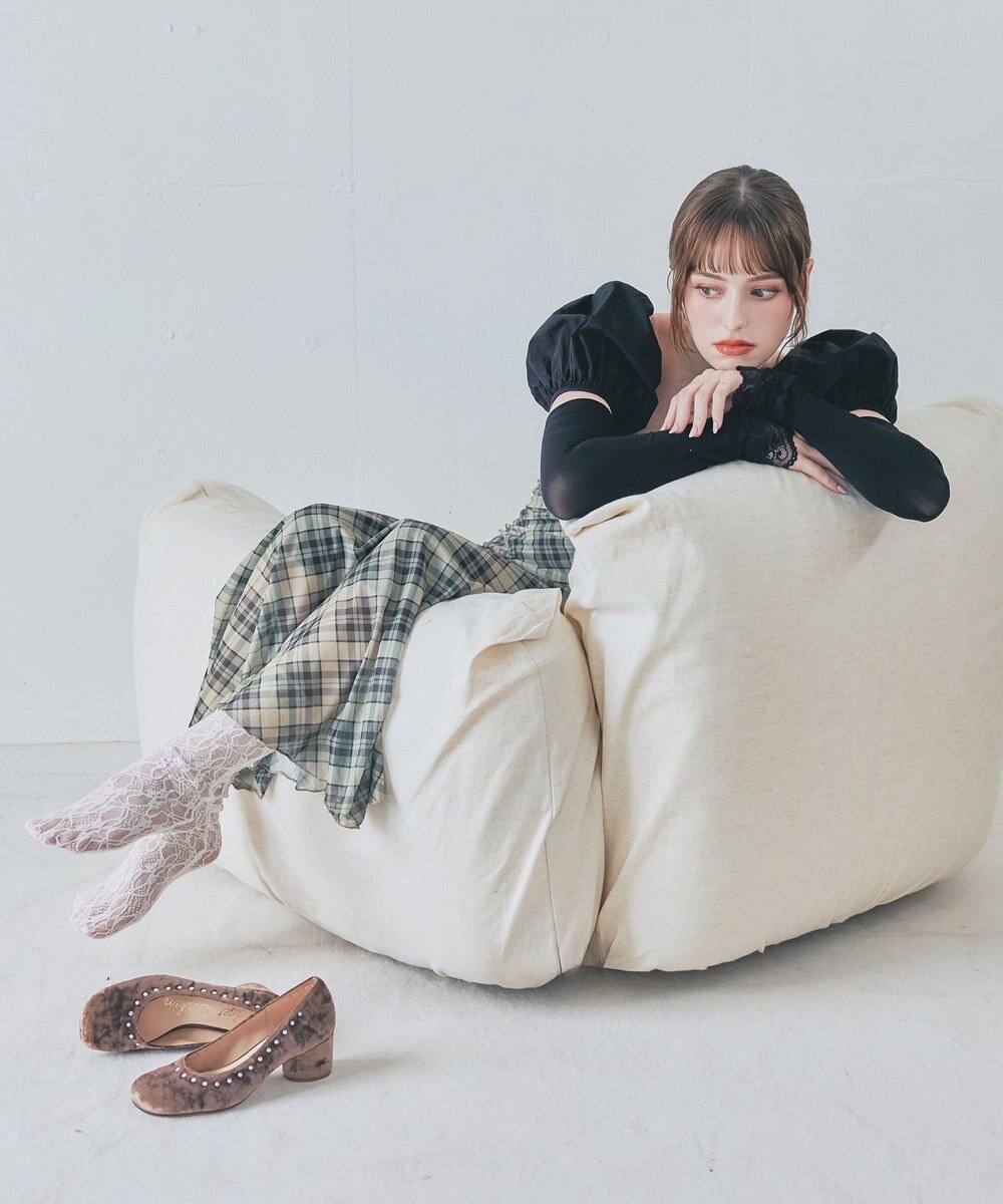 Bridget Birkin 【Bridget Birkin】トップラインビジューオブリークパンプス 