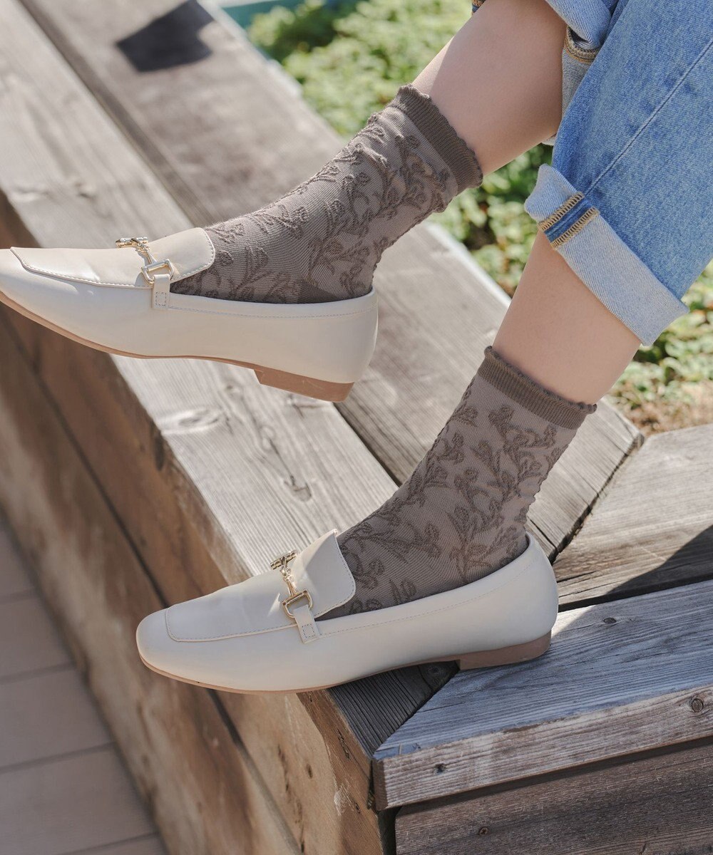 Tiaclasse ジャガードフリルソックス 