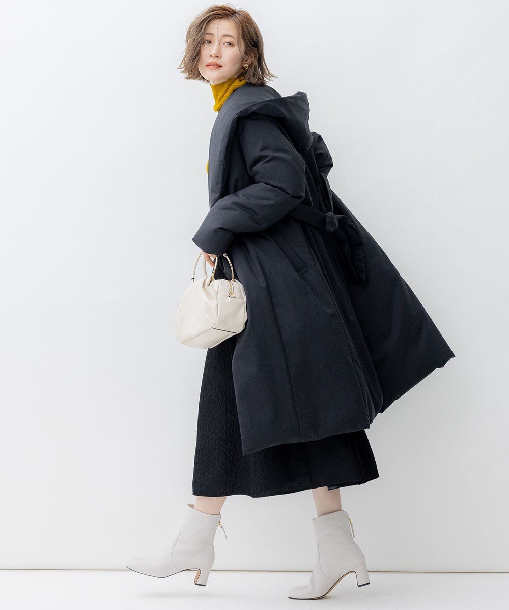 23区 【滝沢眞規子さん着用】リュクスダウン ガウンコート 