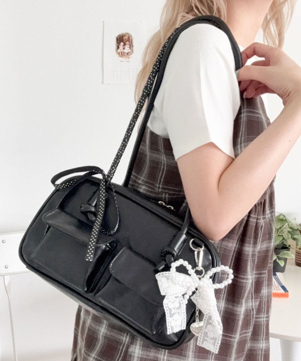 WEGO レイヤーリボンチャーム付きボストンバッグ 