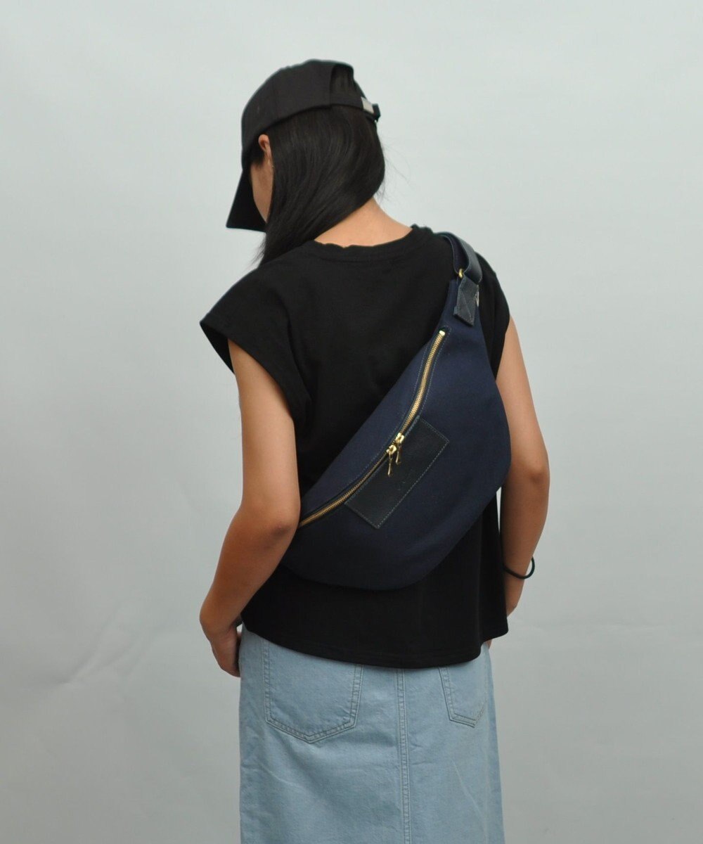 UNBILLION Otias 8号キャンバスシュリンクレザーウエストボディ 