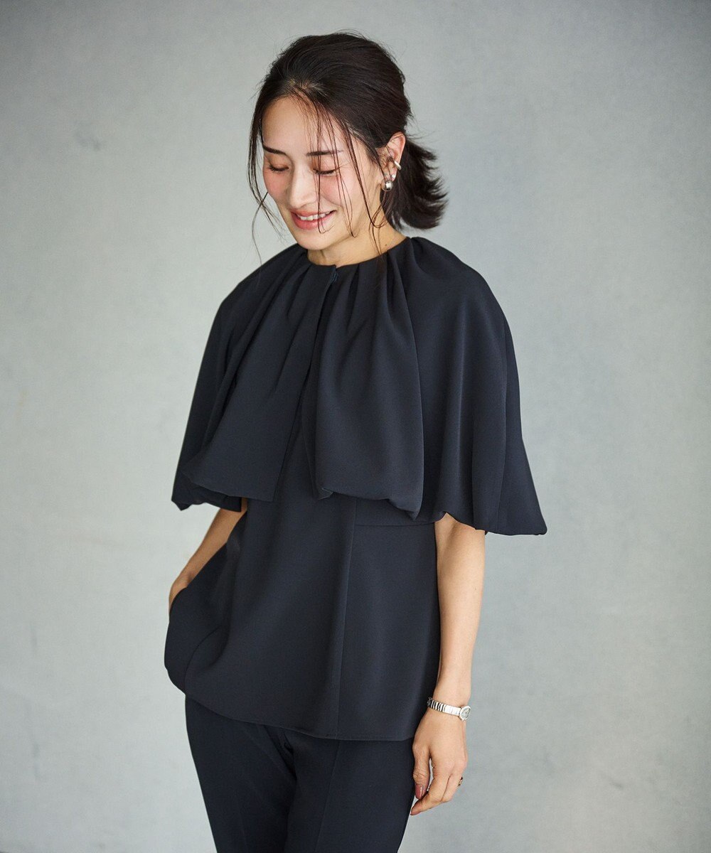 #Newans ＜亀恭子さんコラボ＞取り外し可能ケープ付きペプラムブラウス 