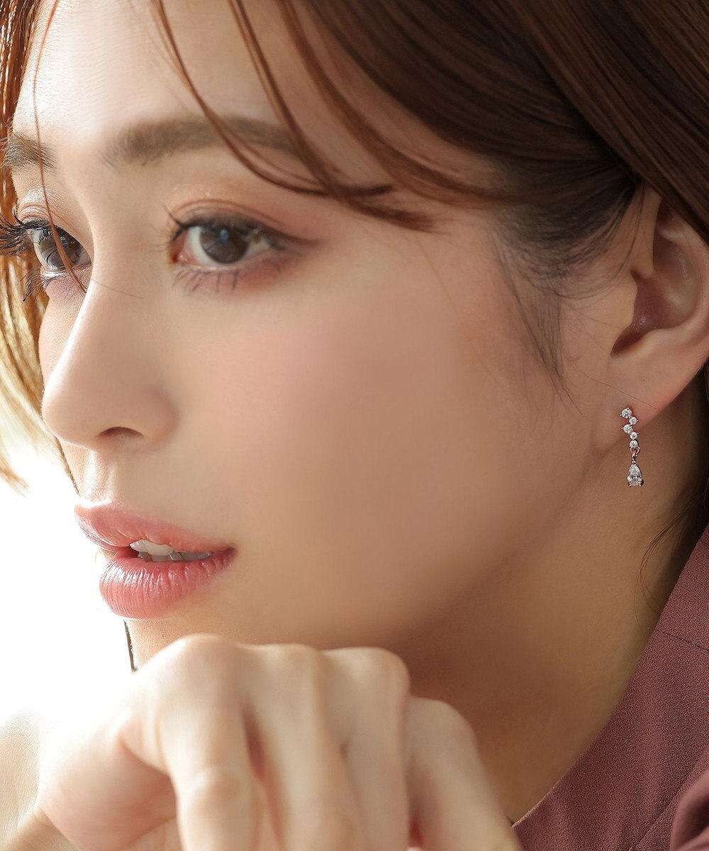 Tiaclasse 【金属アレルギー対応】ドロップストーンピアス 