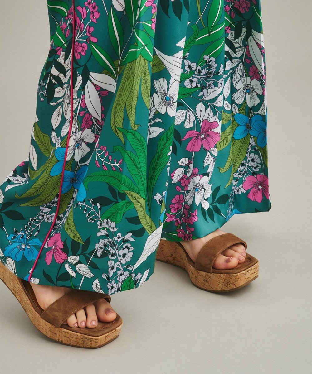 GRACE CONTINENTAL ボタニカルプリントワイドパンツ 