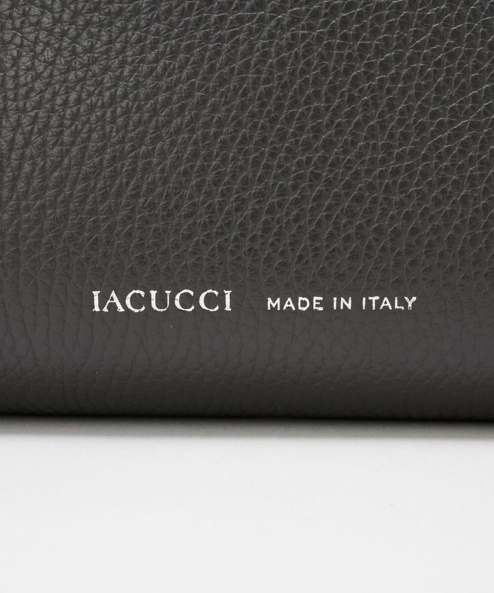 IACUCCI アバ ウォレットショルダー CERVO 