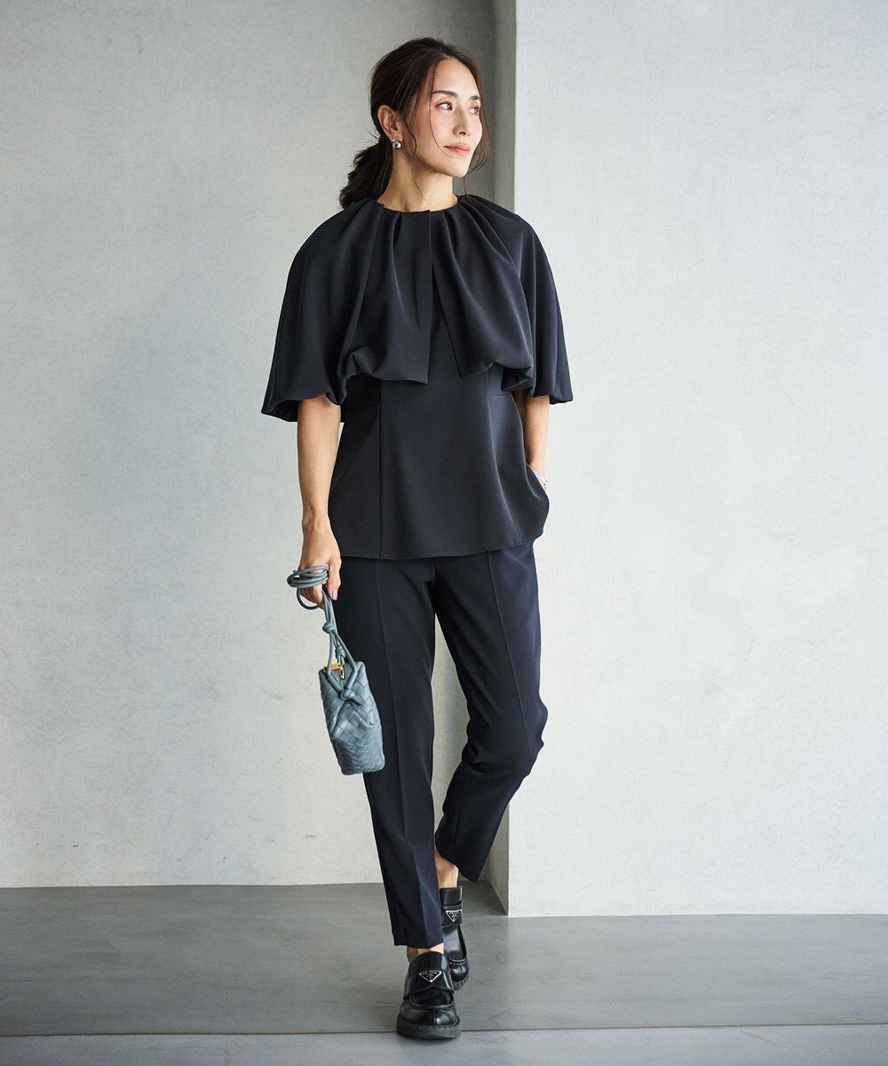 #Newans ＜亀恭子さんコラボ＞取り外し可能ケープ付きペプラムブラウス 