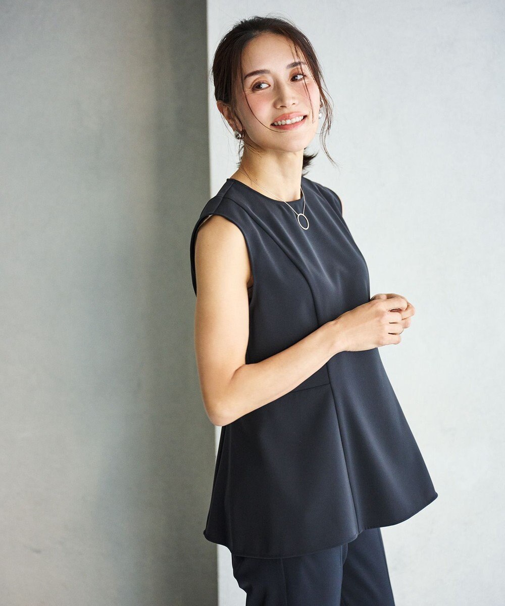 #Newans ＜亀恭子さんコラボ＞取り外し可能ケープ付きペプラムブラウス 