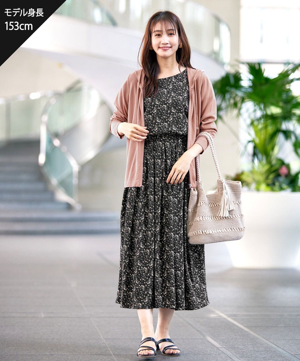 Tiaclasse L 【洗える】花柄タックフレンチスリーブワンピース 