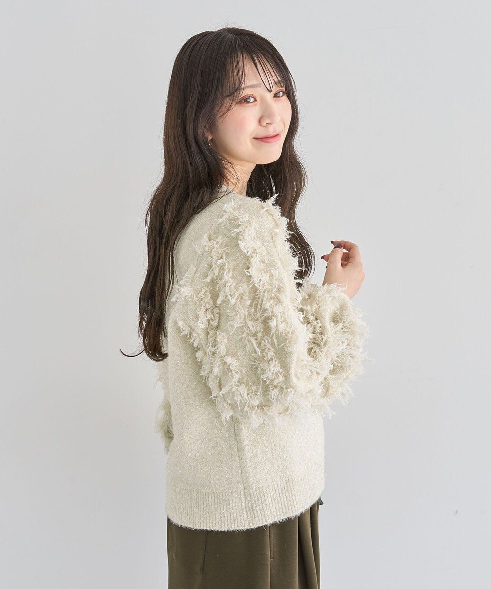 Green Parks ・ｆｕｒｒｙ　ｒａｔｅ　ラメフェザー袖フリンジニット 
