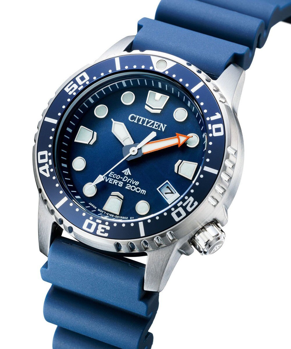 CITIZEN 【人気のボーイズサイズダイバー】電池交換不要の光発電エコ・ドライブ搭載ウオッチ 