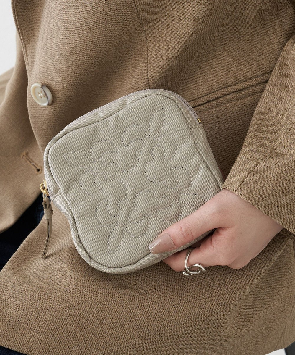 russet コーデュラナイロンスクエアポーチ(CE-1724) 