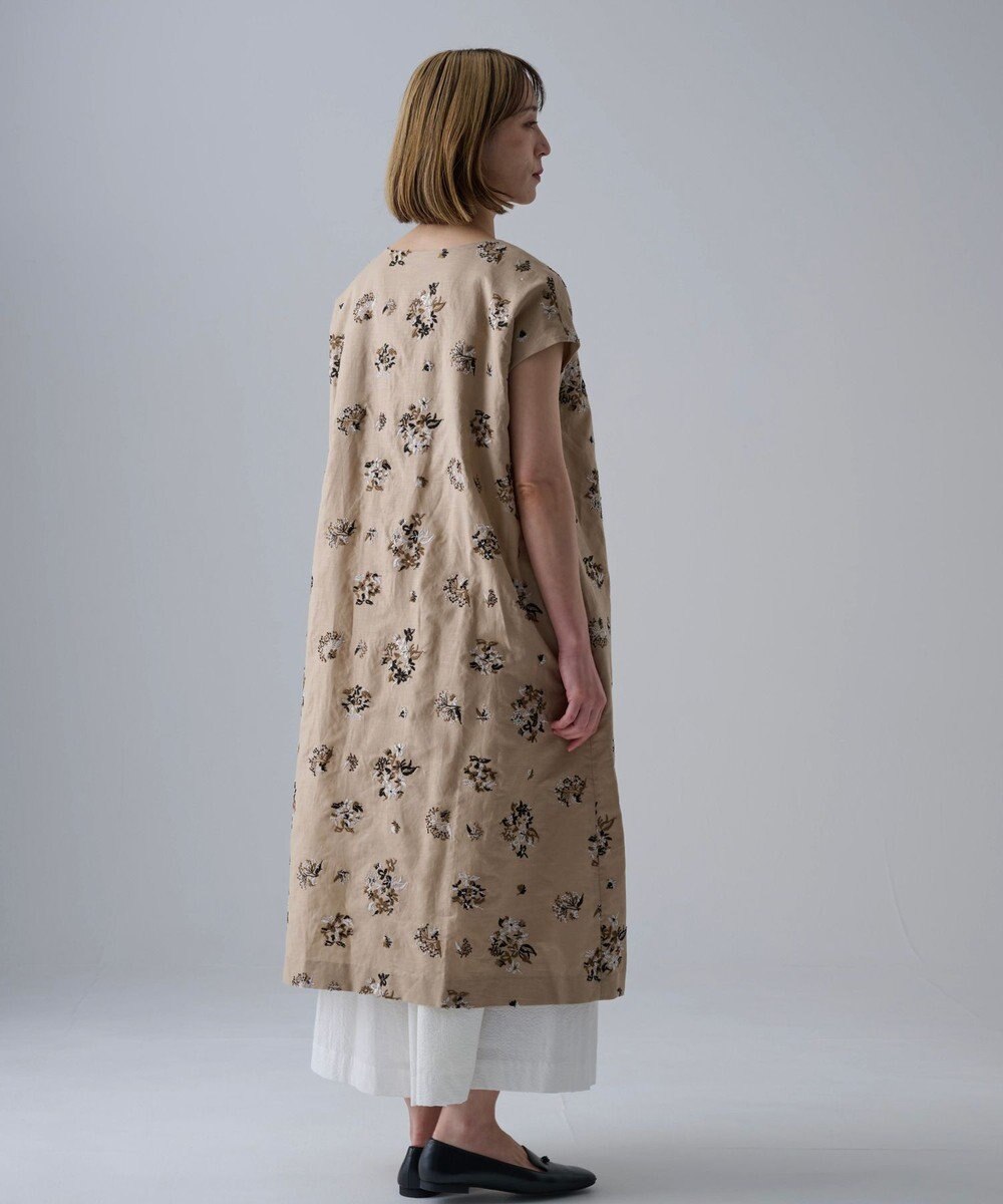 muuc 〈コットン×リネン〉〈高品質なドライタッチ生地〉野小花刺繍ゆったりワンピース 
