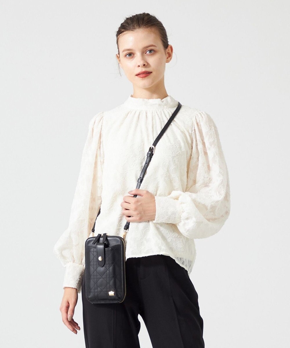 LA BAGAGERIE レザーステッチ　マルチポシェット 