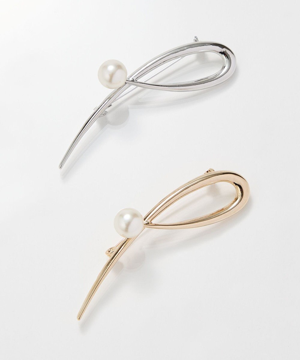 Phoebe スタイリッシュクロスカーブパールブローチ　シルバー 