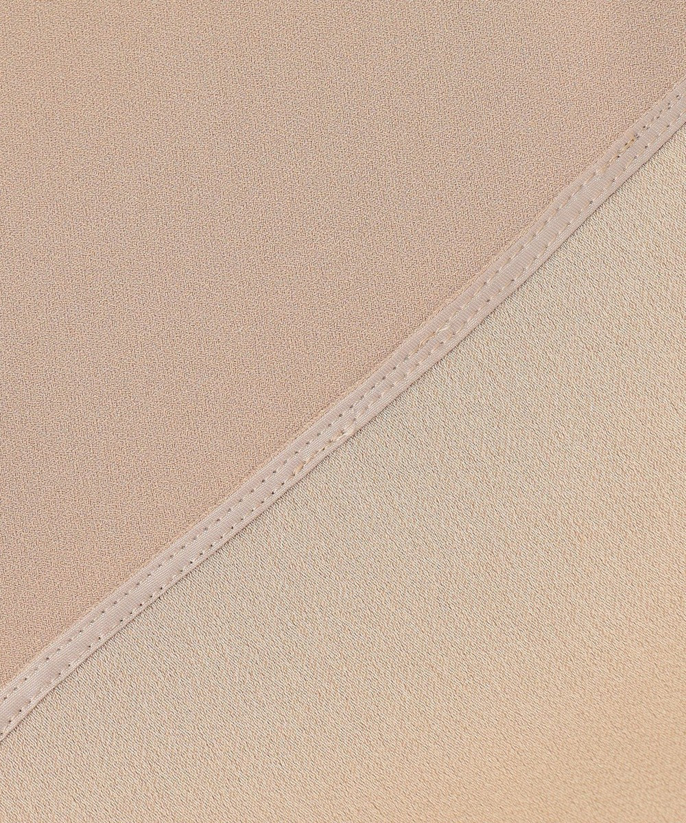 BEIGE， FLEUR / バックサテン プルオーバーブラウス 