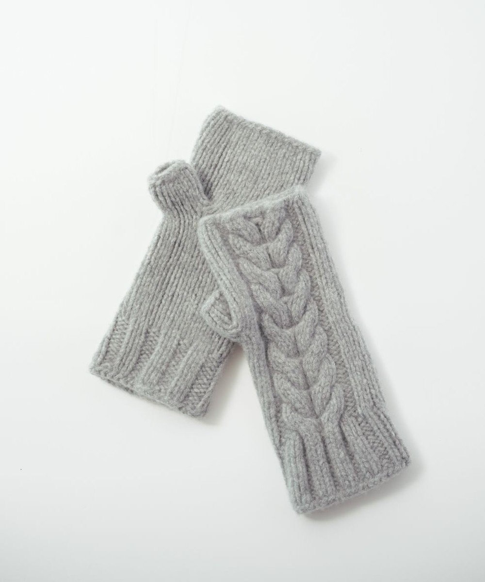 AND WOOL 〈上質な素材と手仕事から生まれた優しいニット〉メリノウール・ケーブルアームウォーマー 
