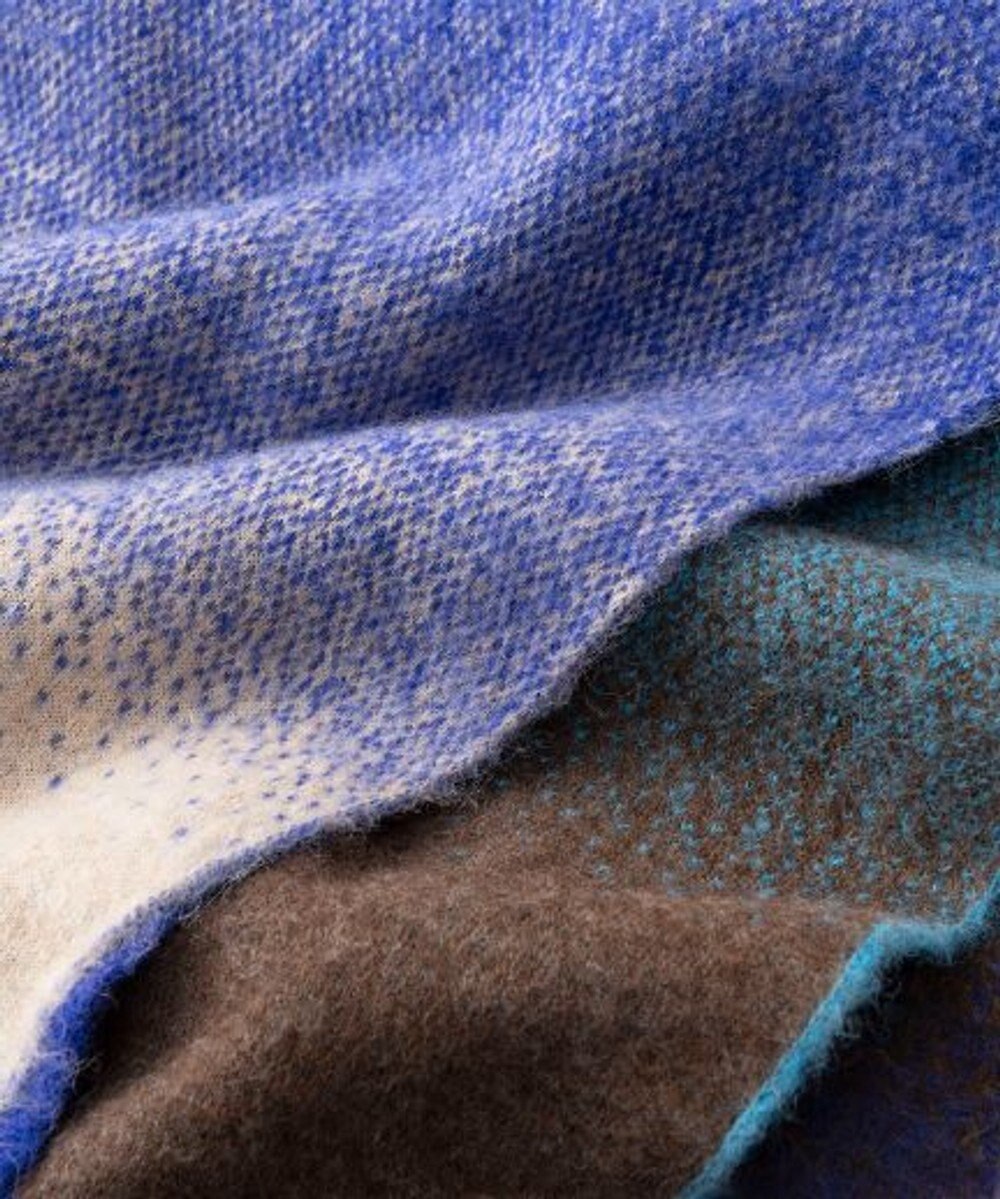 TRICOTE GRADATION SHAGGY SCARF／グラデーションシャギーマフラー 