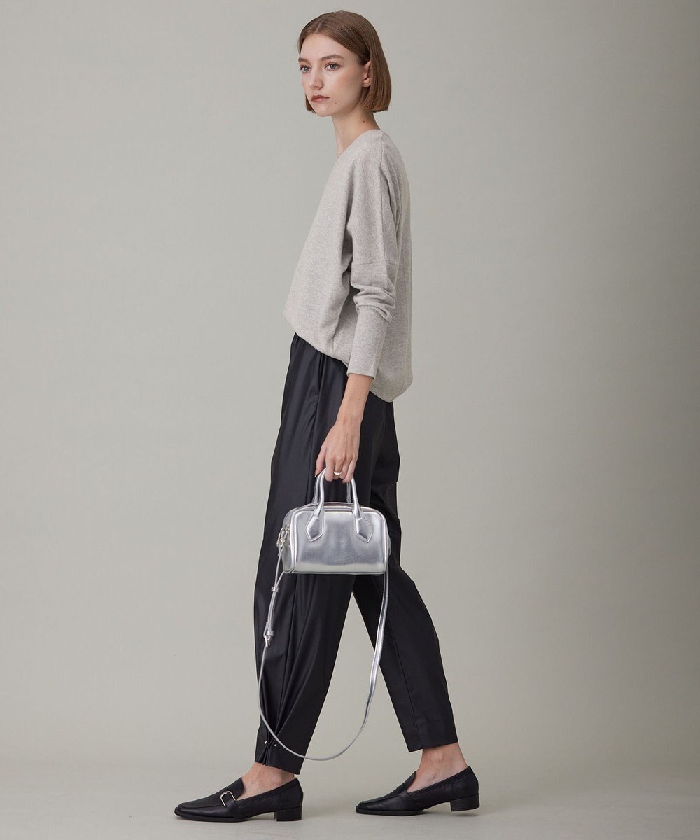 ICB 【洗える】 ライトフェイクレザー バレルパンツ 