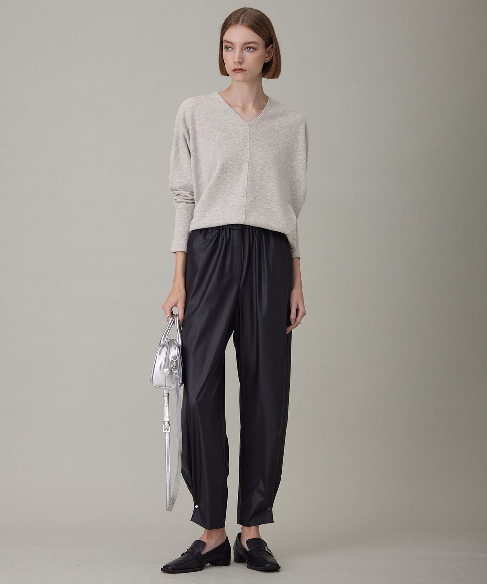 ICB 【洗える】 ライトフェイクレザー バレルパンツ 