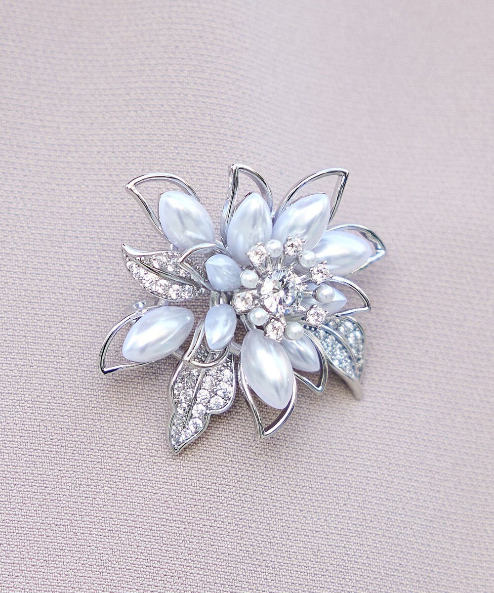 Tiaclasse フラワーコサージュブローチ 