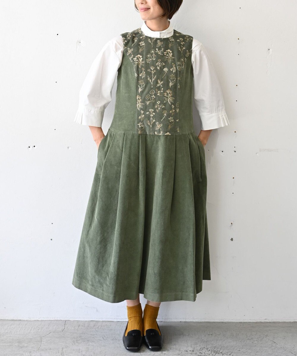 muuc 〈遠州織物の工場で織られた上質なコットンコーデュロイ生地〉花刺繍ワンピースドレス（セットアップ可能） 