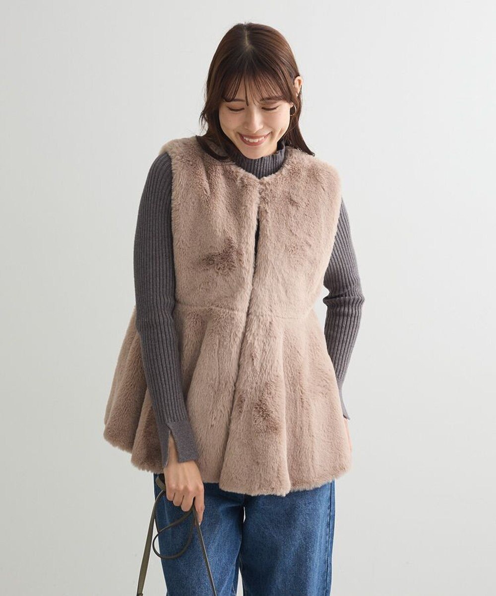 Green Parks ・ＥＬＥＮＣＡＲＥ　ＤＵＥペプラムフェイクファーベス 