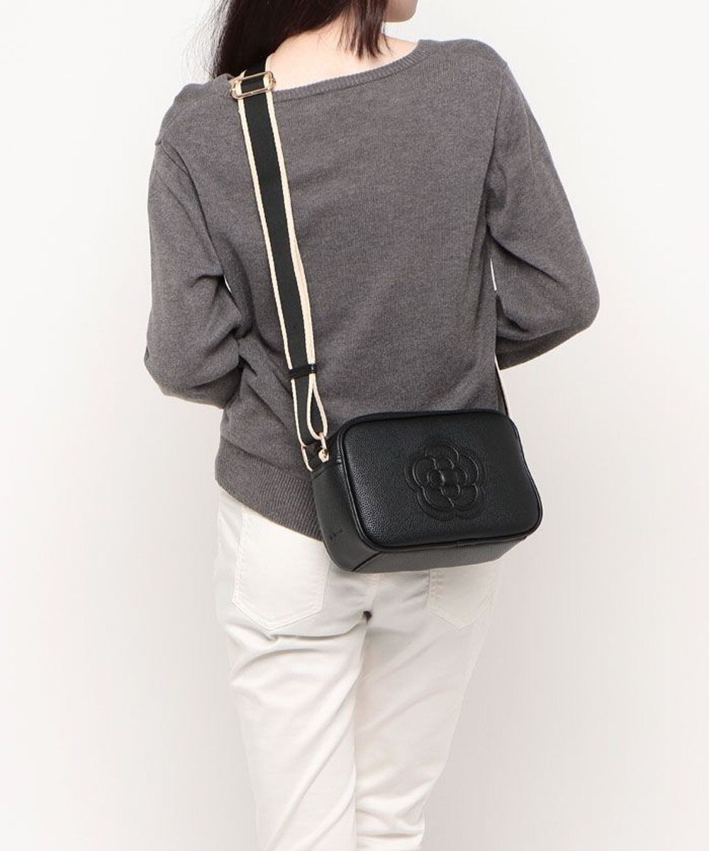 CLATHAS アピラ ショルダーバッグ 