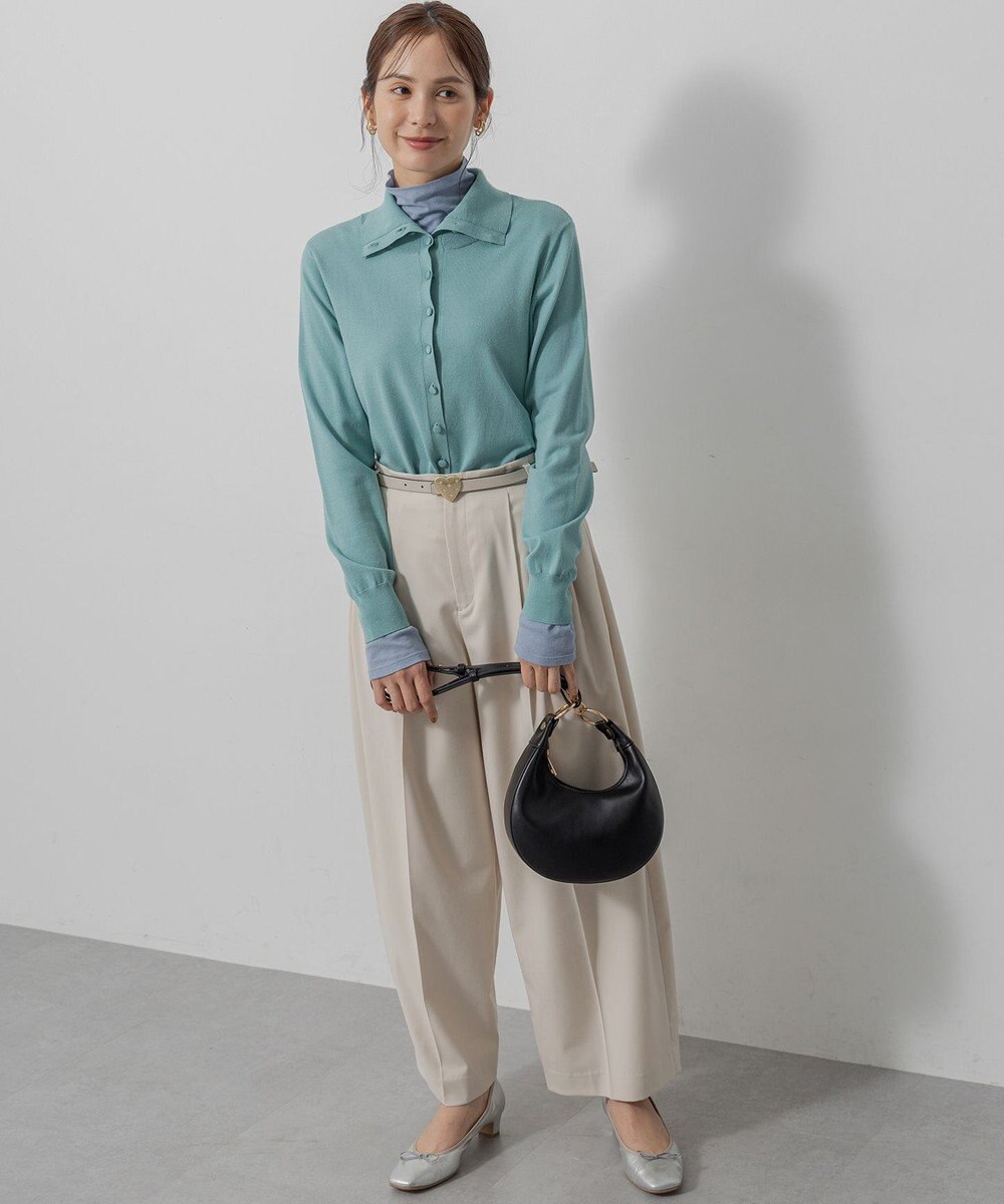 組曲 【前後着用可 / 加藤ローサさん着用】スムースストレッチタートル ニット 