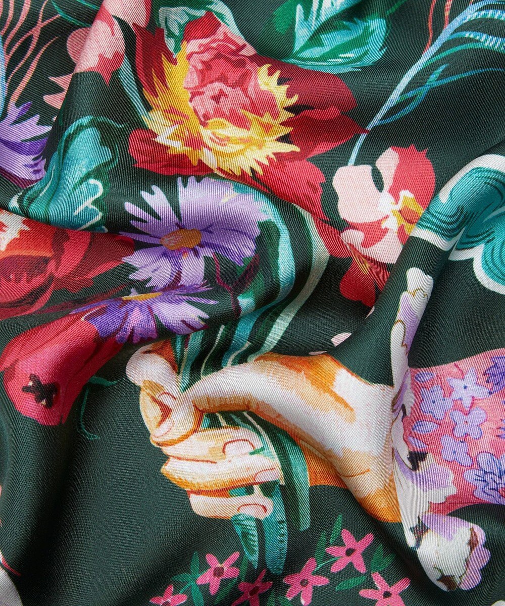 LIBERTY. ピース ラブ アンド リバティ シルクスカーフ 70 