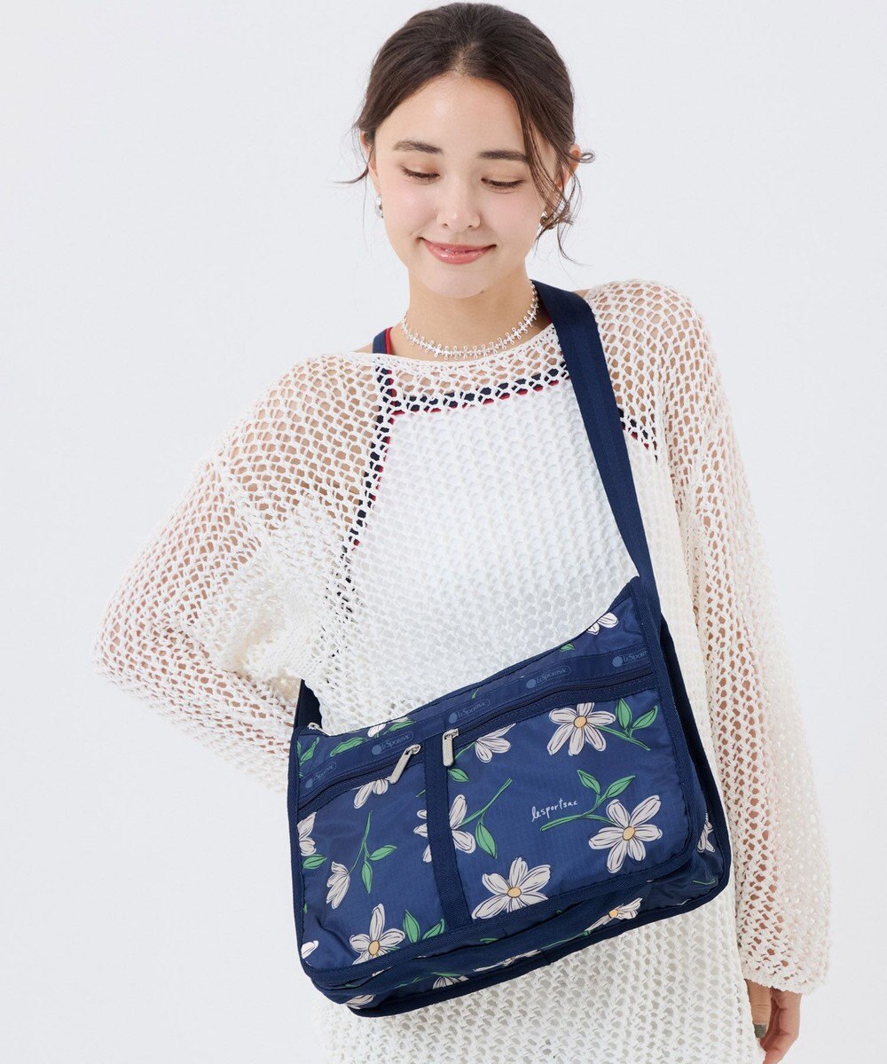 LeSportsac DELUXE EVERYDAY BAG/フローラルブルームズネイビー 