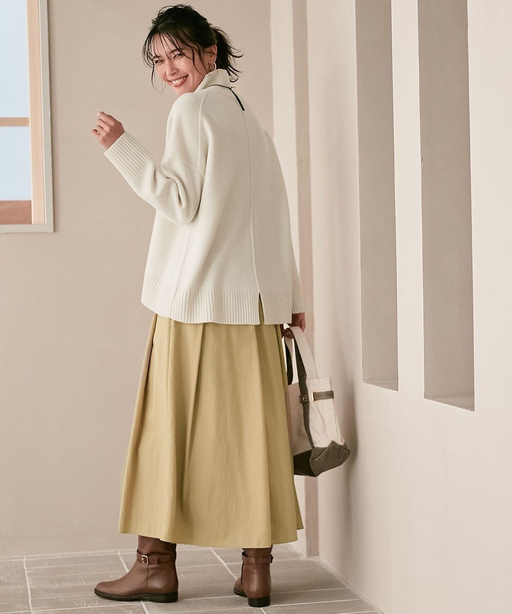 23区 【WEB限定】マットナイロンタフタ フレアスカート 