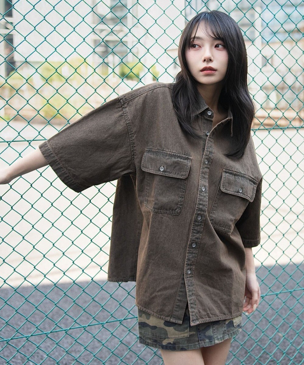 WEGO 【ユニセックス着用ITEM/MLサイズ展開】カラーデニムシャツ（SS） 
