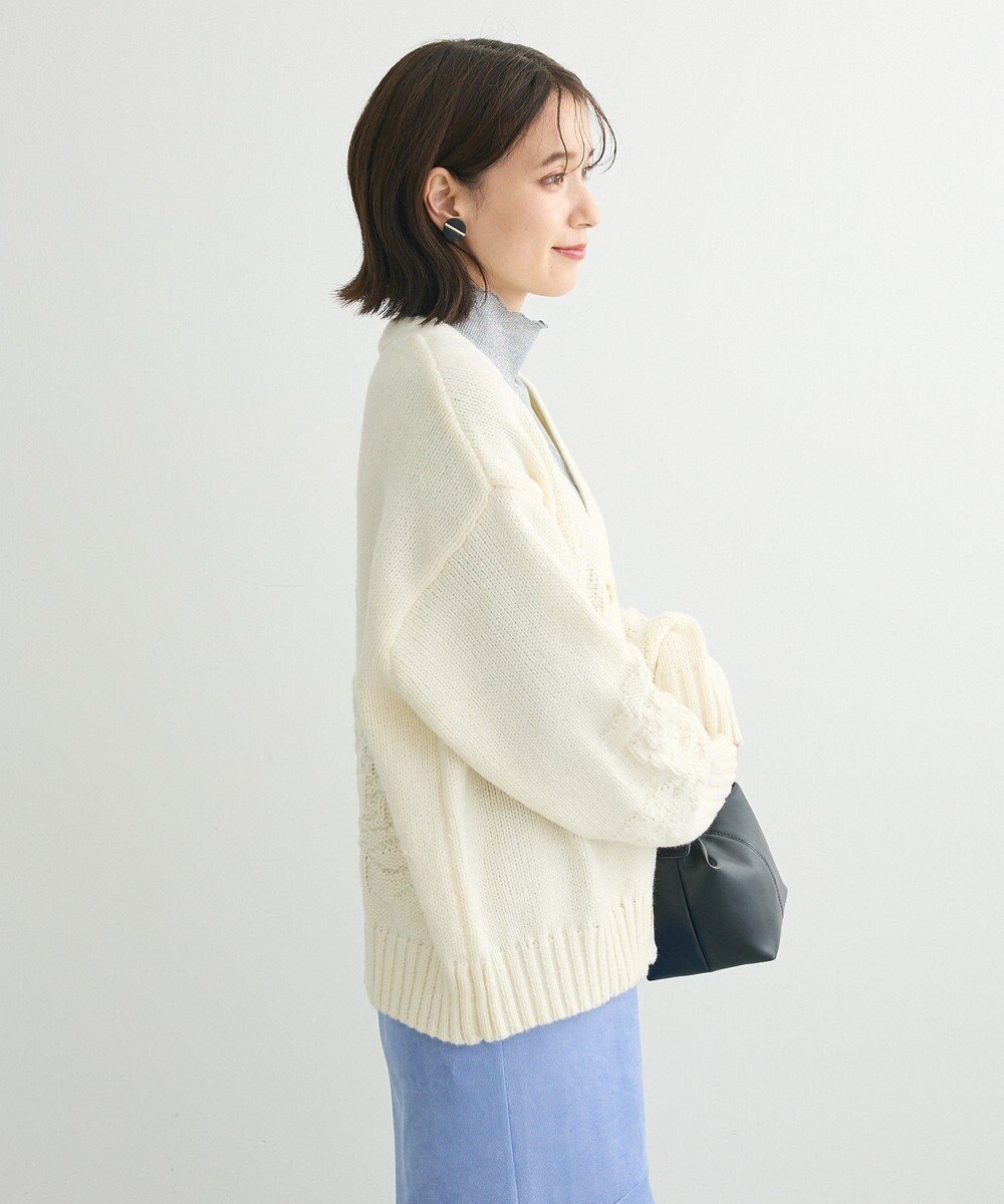 Green Parks ・ｓｗｉｎｇ　ｂｙ　バラ柄ニットカーディガン 