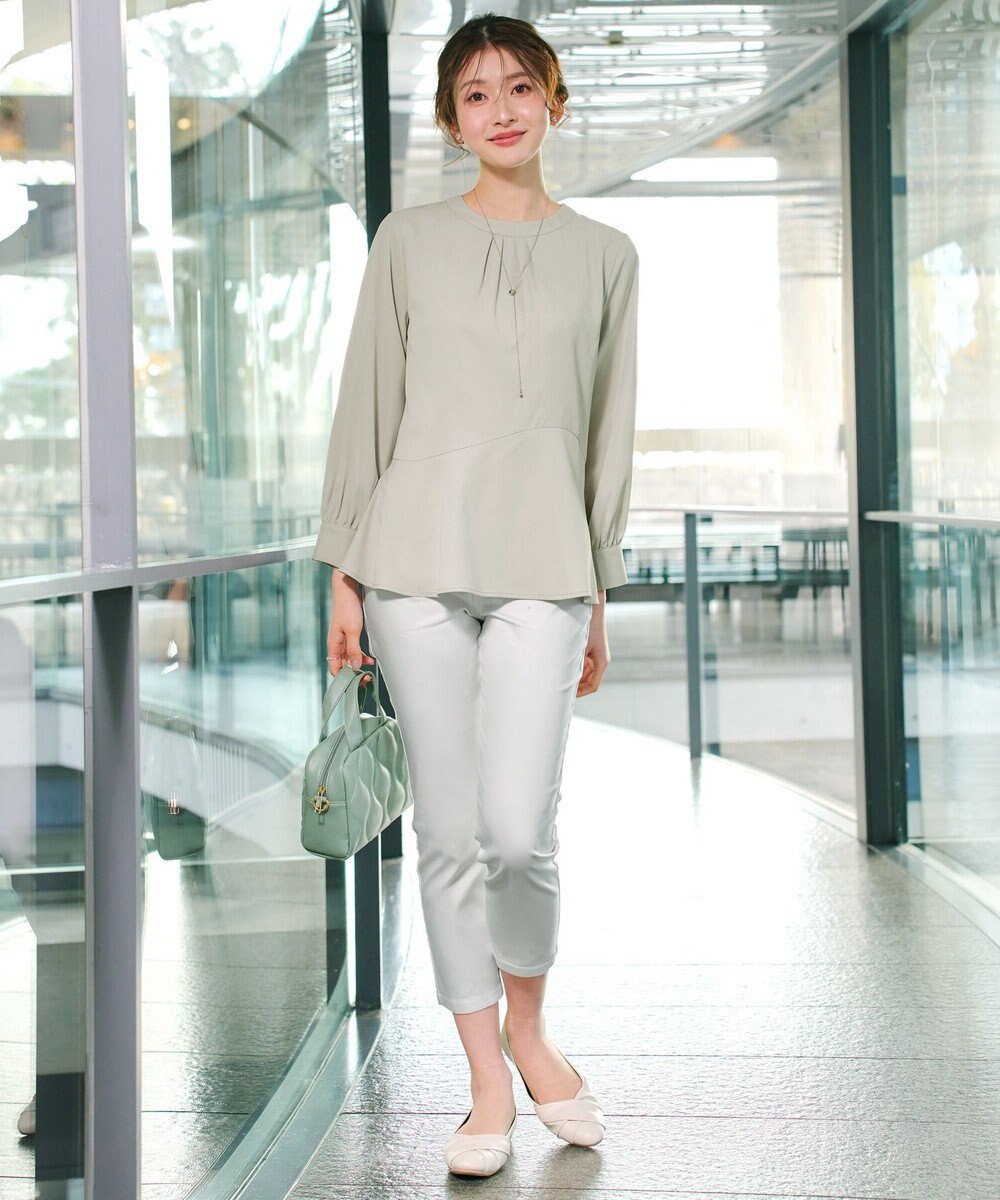 Tiaclasse L アンクルテーパードパンツ 