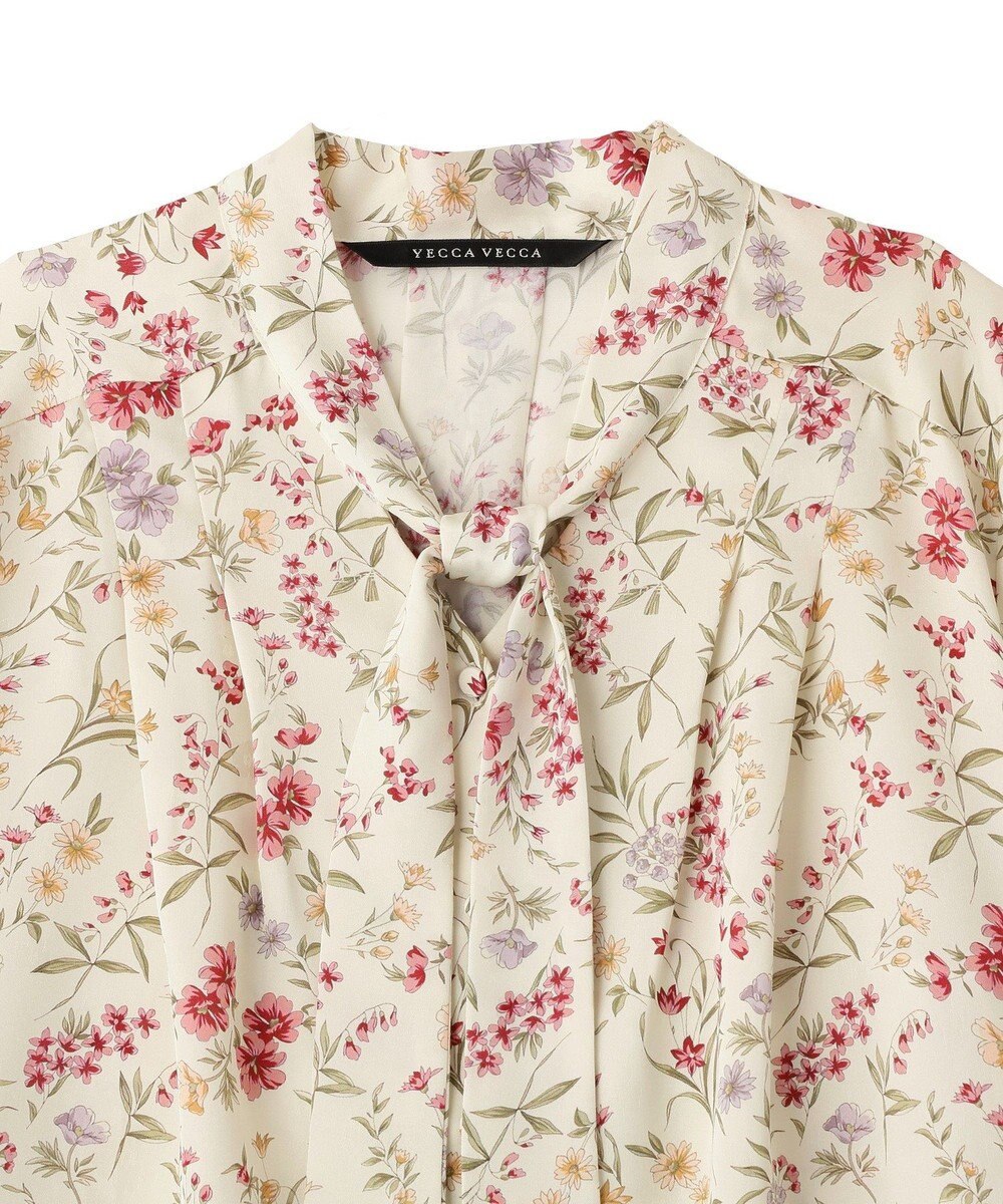 YECCA VECCA ボタニカルフラワー柄ボウタイブラウス 