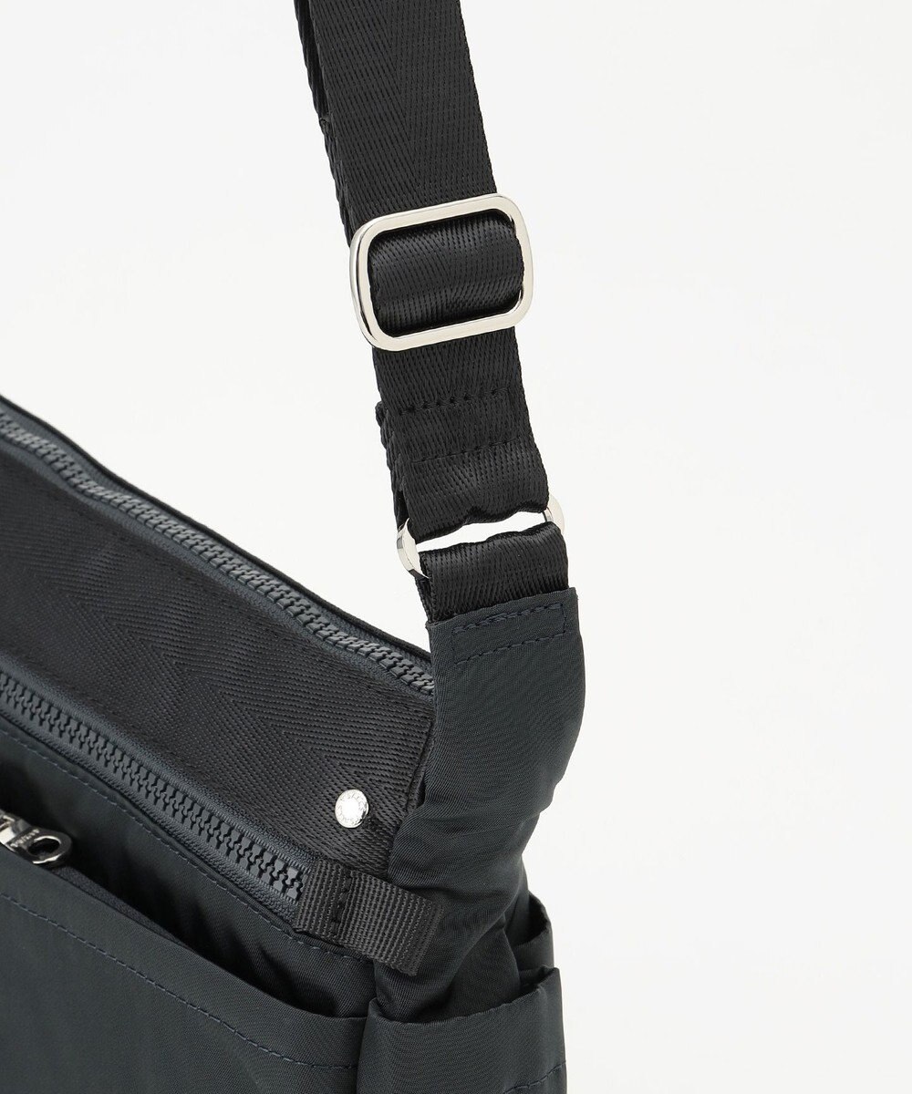 Y'SACCS テープデザイン　トラベルショルダーバッグ 