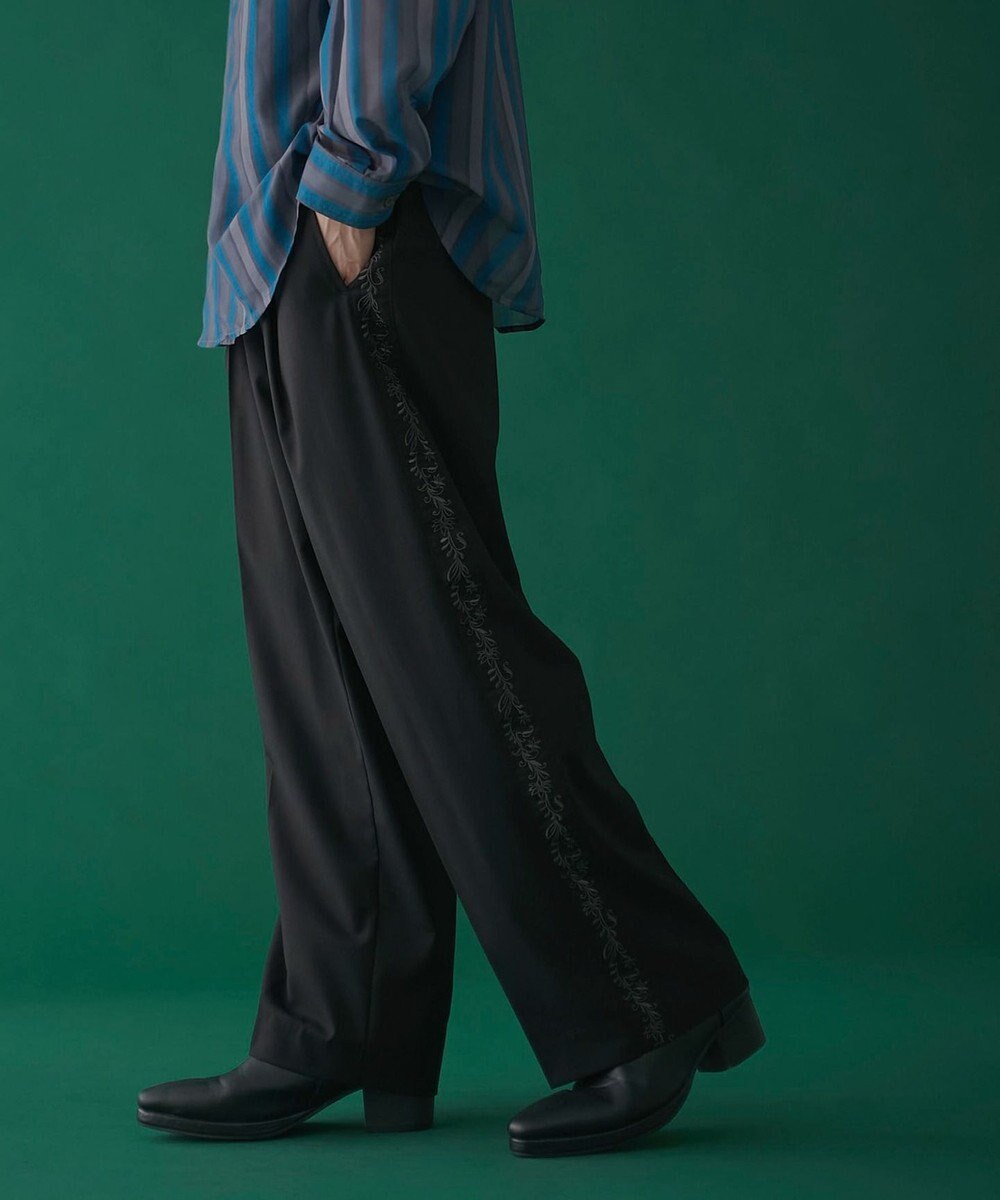 WEGO 刺繍ラインワイドスラックス 