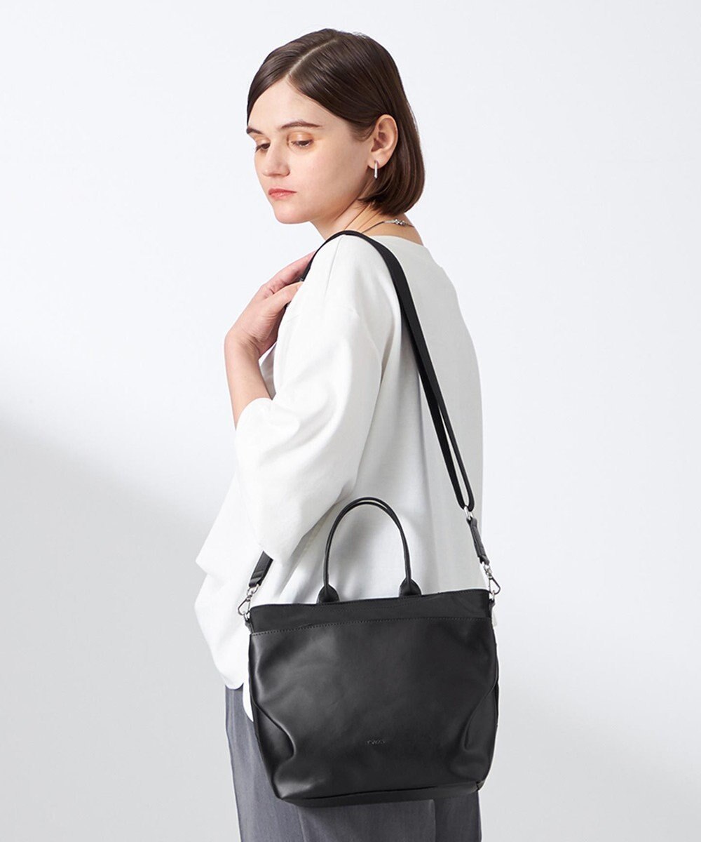 Y'SACCS シルキーリュクス2WAYトートバッグ 