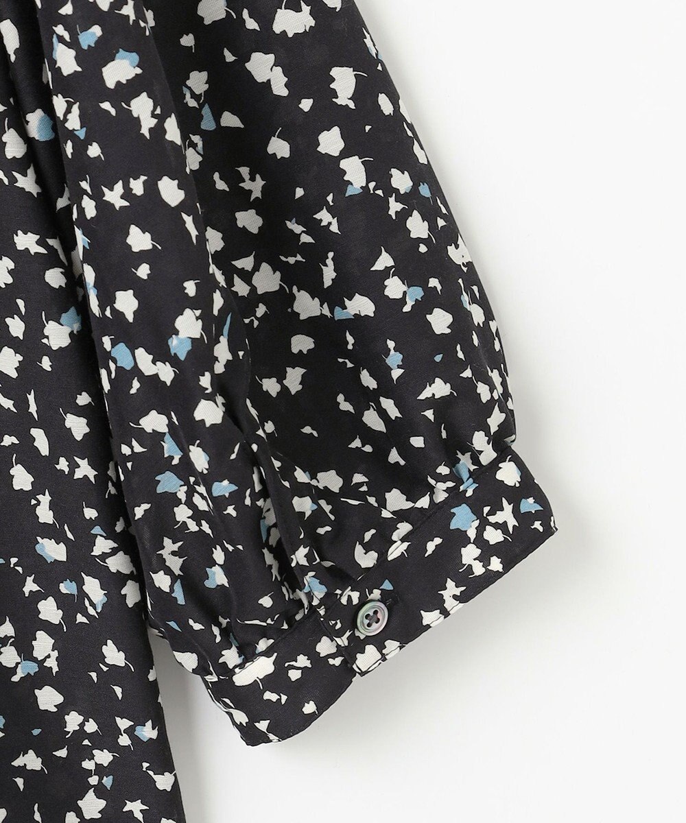 J.PRESS LADIES 【洗える】スパンローンフラワープリント クルーネック ブラウス 