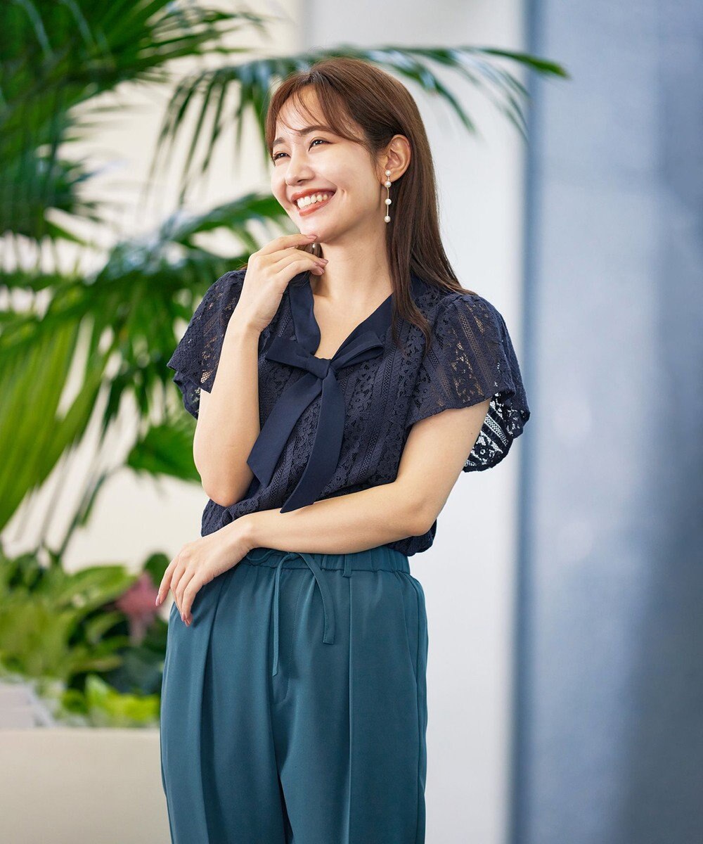 Tiaclasse 【洗える】幅広く活躍が期待できるボウタイレースブラウス 