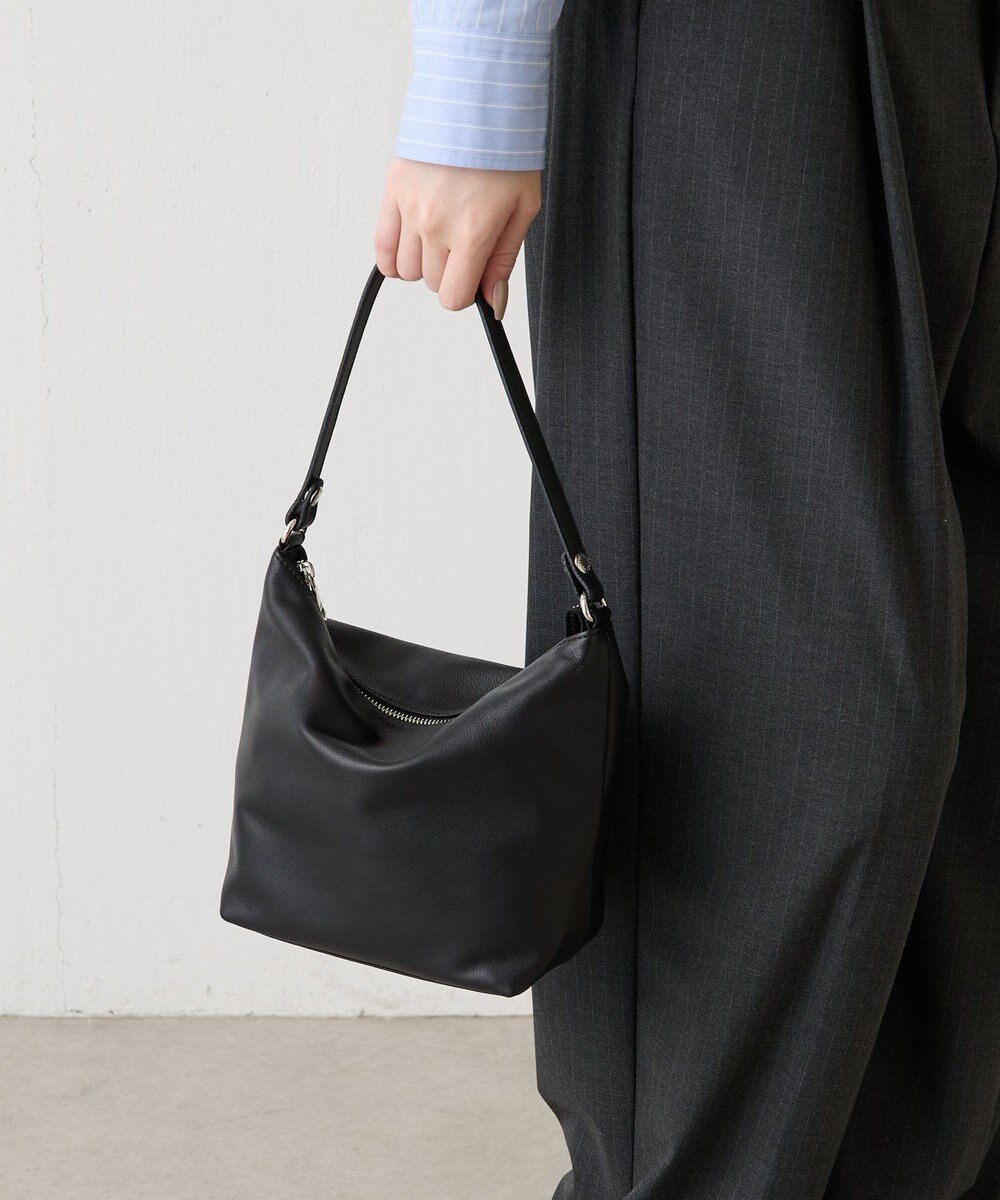 russet 《3/4～価格改定》ソフトレザーシンプルショルダーバッグ(CE-1328-WEB) 