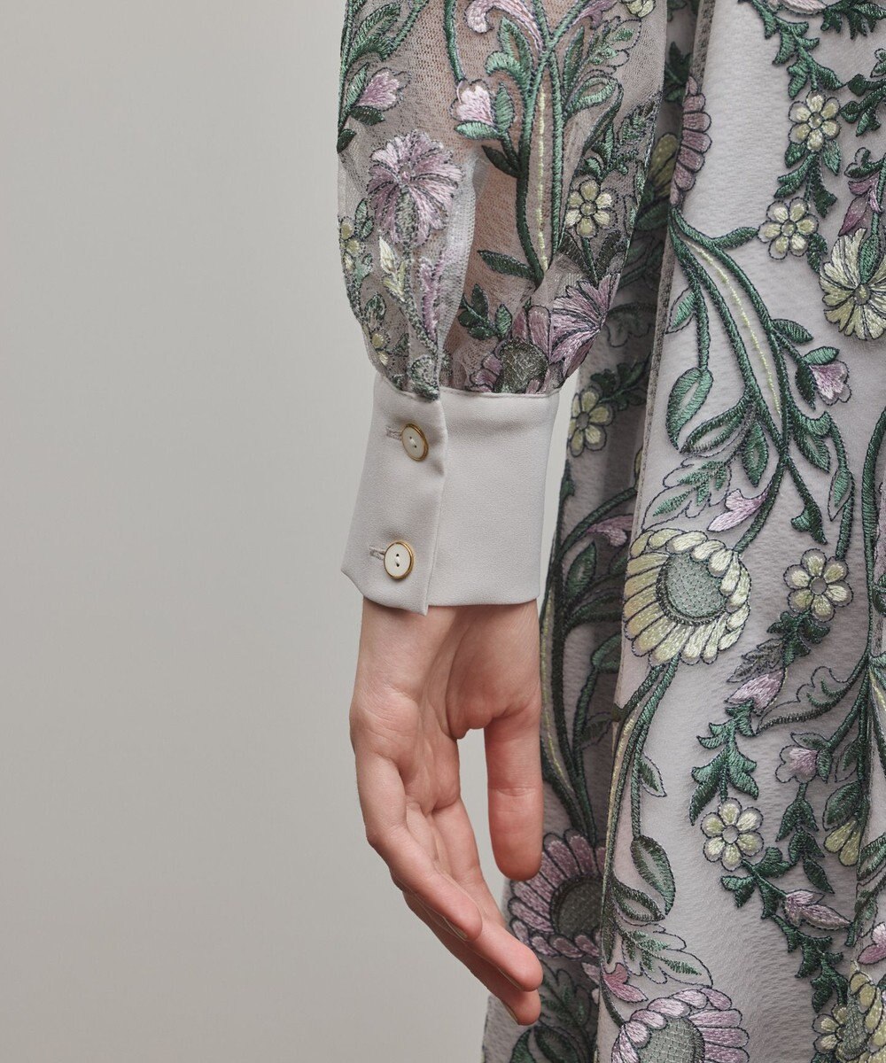 GRACE CONTINENTAL マルチフラワー刺繍フレアワンピース 