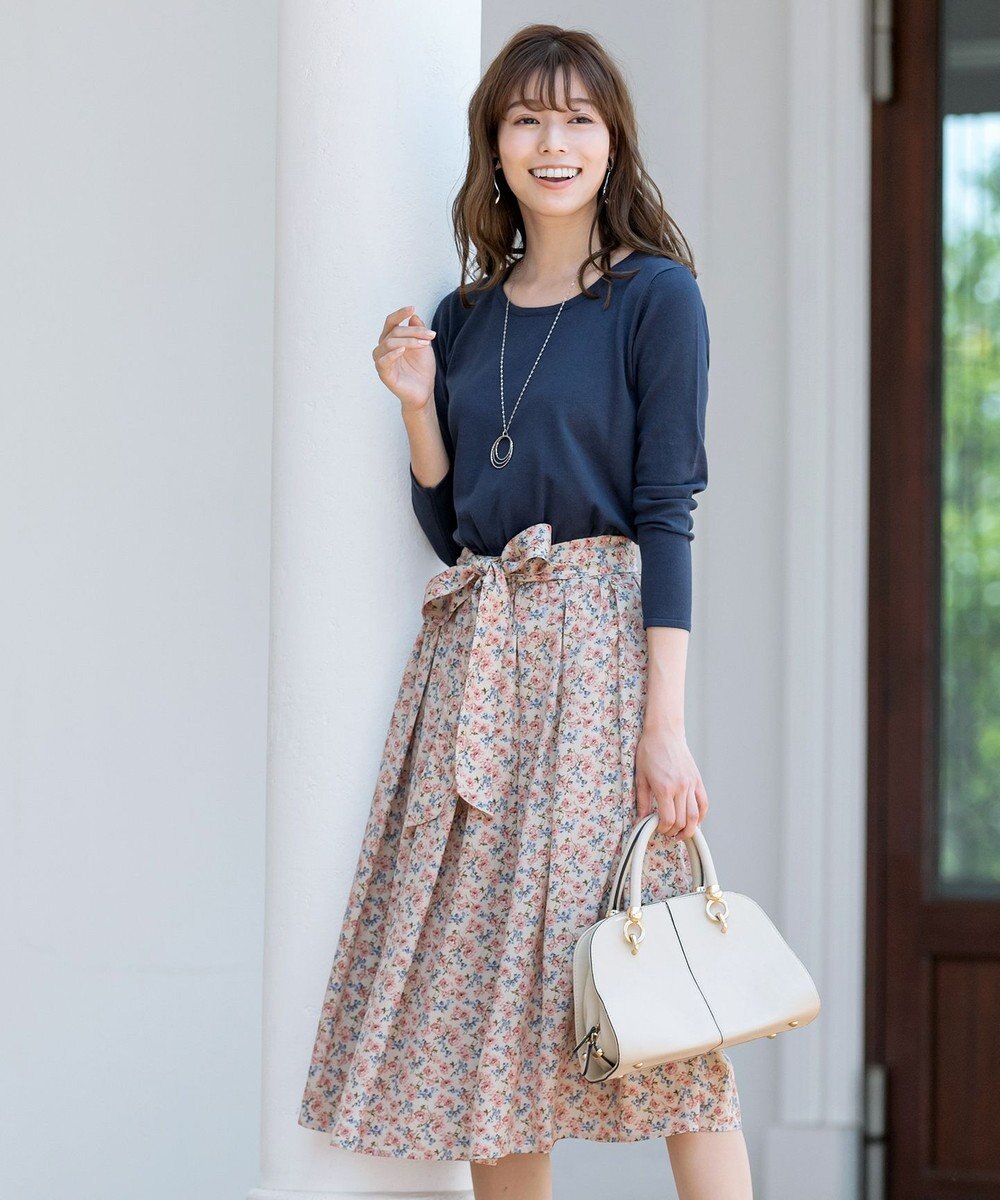 洗える 1枚でコーディネートが決まる 花柄ニットドッキングワンピース Tiaclasse ファッション通販 公式通販 オンワード クローゼット