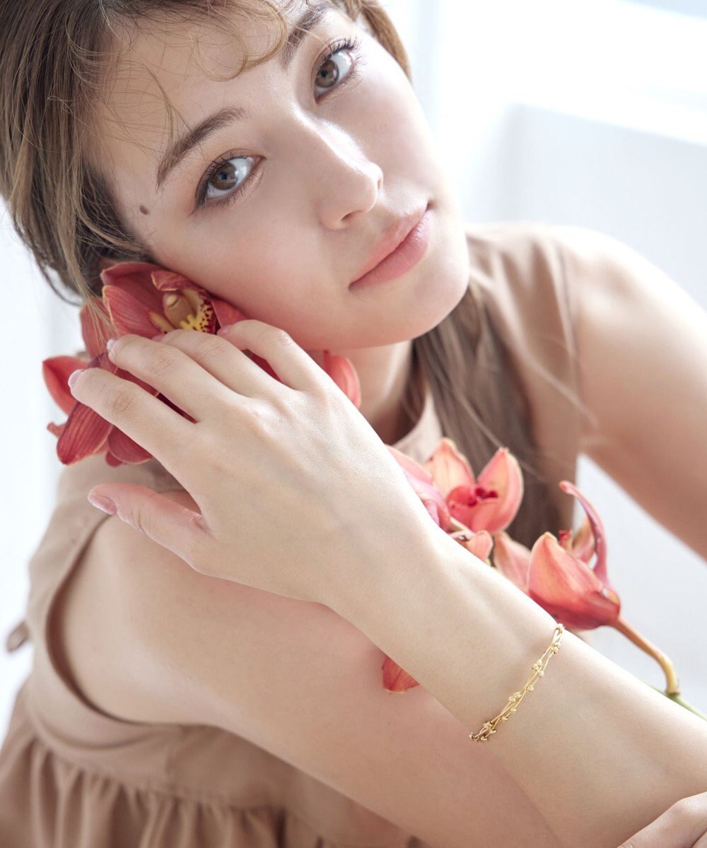 Tiaclasse メタルボールツイストバングル 