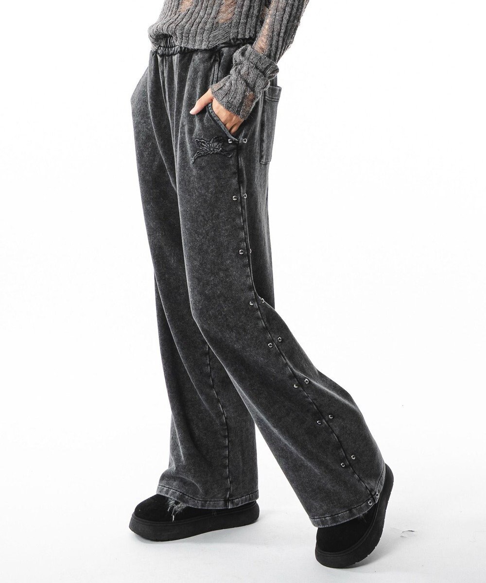 WEGO 【ユニセックス着用ITEM】ブリーチスタッズロゴスウェットパンツ 