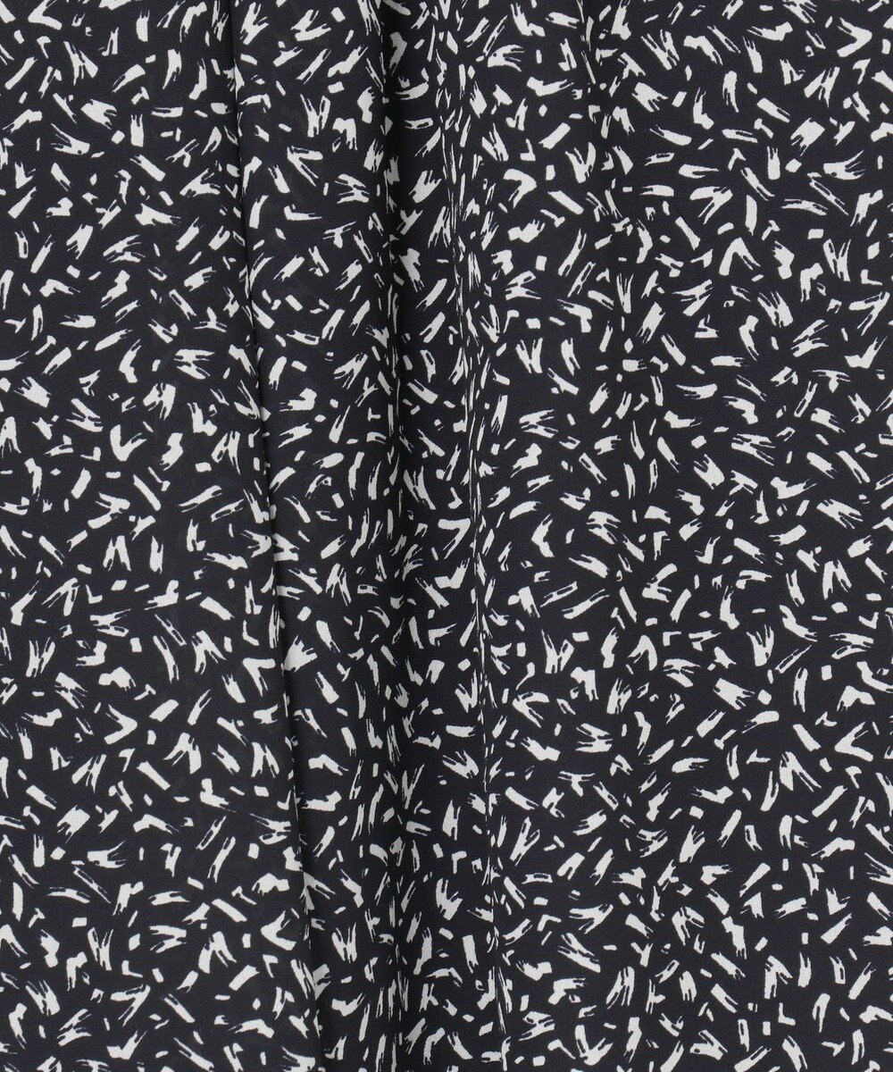 23区 S 【接触冷感/吸水速乾】ペインティングプリント スカート 